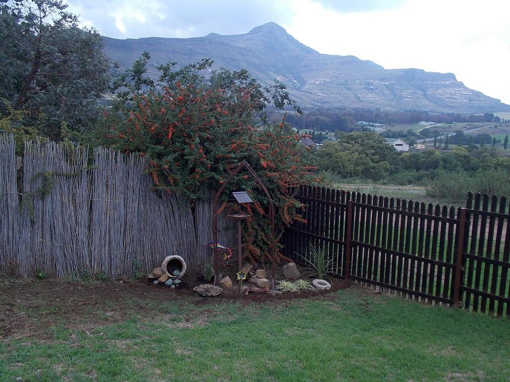 Gasthaus Mystic Mountain Clarens Exterior foto